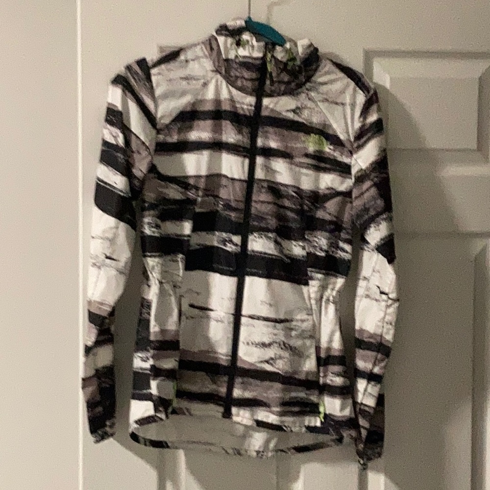 North Face windbreaker in small.